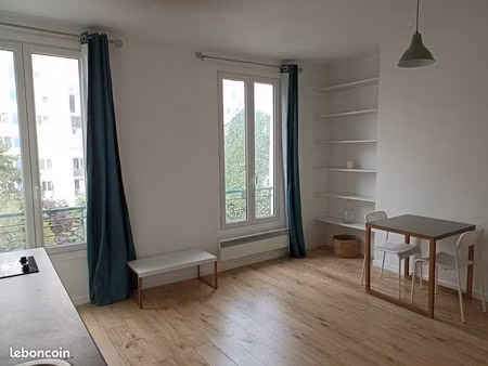 studio meublé lumineux métro marcadet poissonniers paris 18