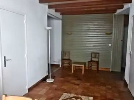 t2 + alcôve  40 m2