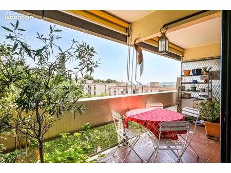 appartement 6 pièces 104 m²