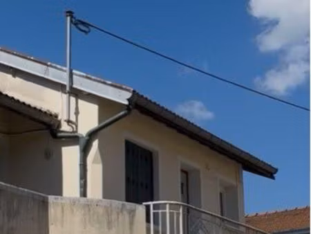 t2 37 m² avec balcon d'angle 16 m² - oyonnax