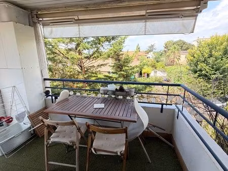 appartement 4 pièces 82 m2 quartier saint barnabé / bois luzy
