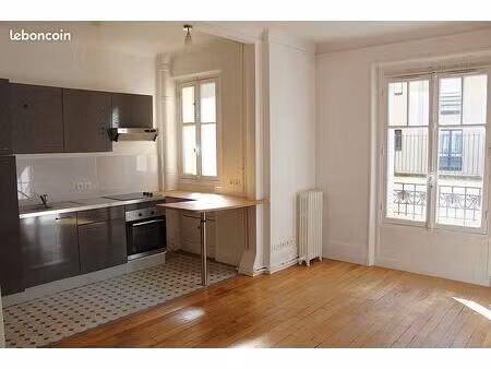 appartement 2 pièces 44 m²