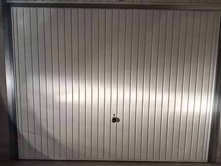 garage dans résidence sécurisée à la valette du var