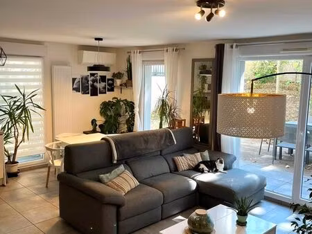 hyper-centre de marcy-l'étoile – t4 de 83 m² avec jardin de 120 m² et garage double