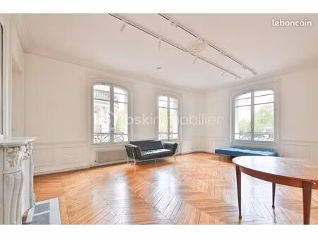 appartement 7 pièces 187 m²