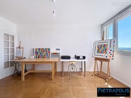 appartement 6 pièces 112 m²