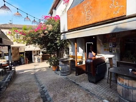 bistro restaurant bar licence iv
