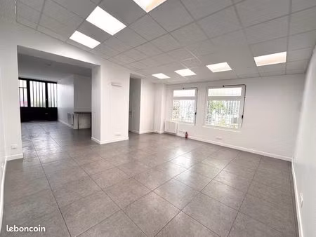 à louer – local commercial / bureaux de 55 m² – paris 10ᵉ – métro goncourt