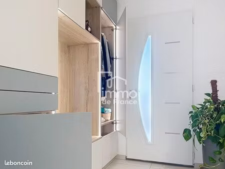 maison 5 pièces 136 m²