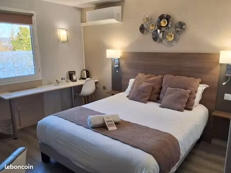 hôtel bureau 40ch 1 390 000 murs et fond ou titre sas 1 190 000