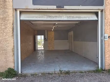 local 38 m2