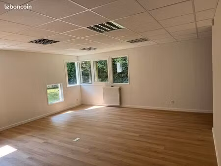 local commercial / bureau