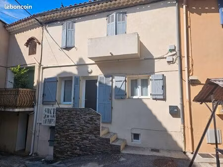 maison de village carnoules