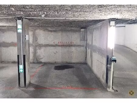 parking /box