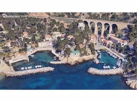 villa atypique vue sur l'horizon méditerranéen