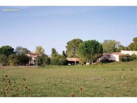 propriété equestre tarascon
