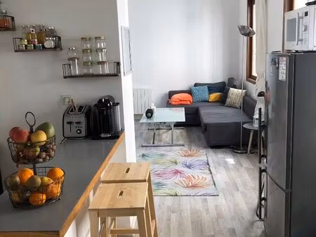 appartement t2 situé 6 rue de sévigné  69003 lyon