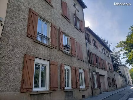 appartement t3 refait a neuf