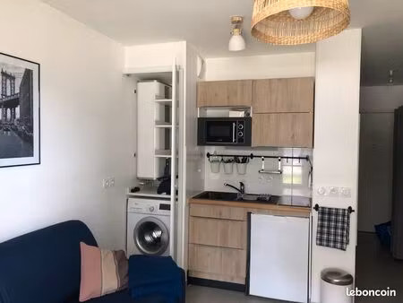 studio meublé avec parking