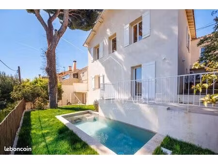 villa 6 pièces 165 m²