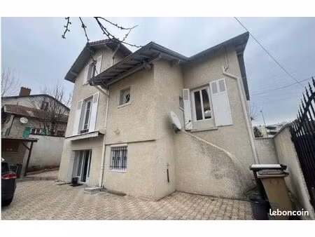 maison familiale rénovée 122 m² – 4 chambres