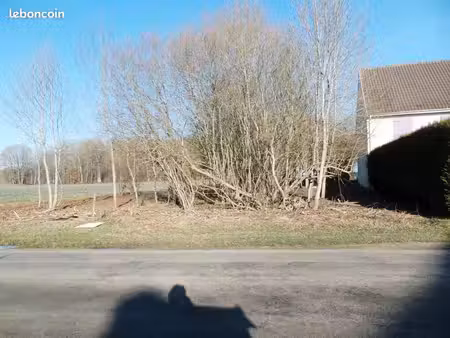 terrain constructible a courboin en un ou 2 lots