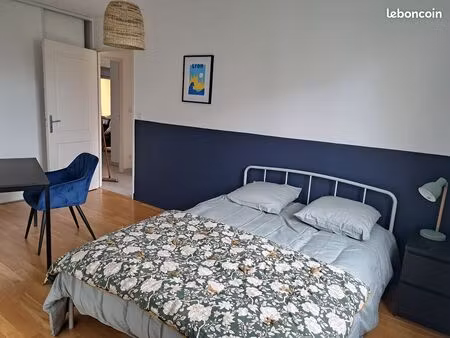 superbe t3 meublé 73 m2 - immeuble de standing - balcon - villeurbanne - colocation possib