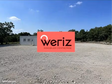 terrain 1800 m² aix en provence