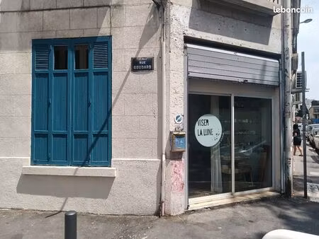 local de stockage à louer - disponible en août