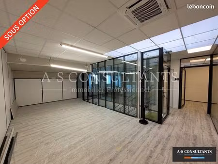 bureaux 99 m² genas