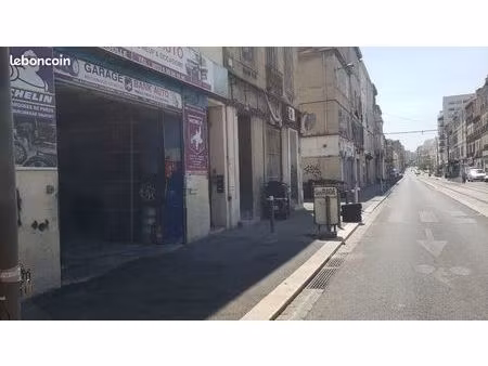 garage automobile