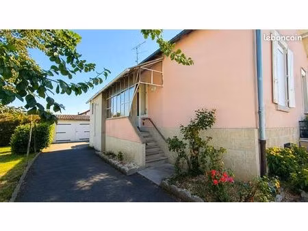 maison f2 rénovée  terrain  garage  sous sol