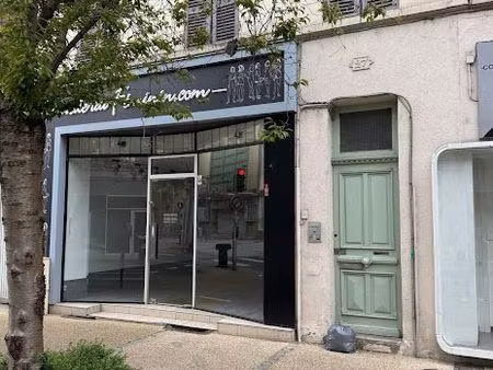 vends immeuble à montlucon