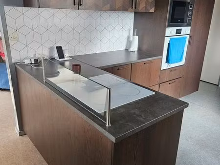 vends appartement t4