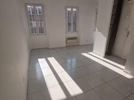 studio secteur gare saint charles
