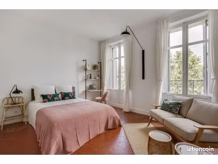 studio et espace privé à louer