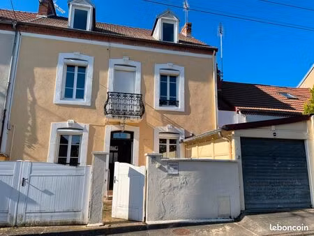 maison de ville 7 pièces