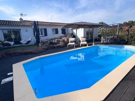 villa 5 pièces . 112m2 . roquebrune-sur-argens . 83520 . quartier bouverie