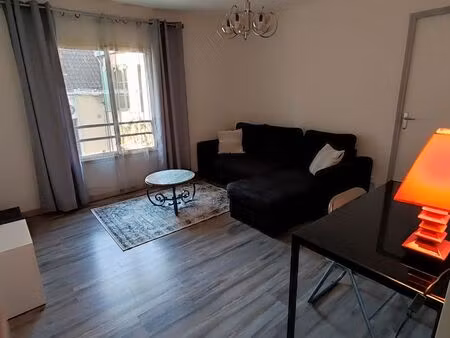 appartement t2 meublé  hyper centre de montluçon