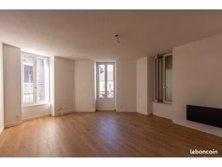 lumineux t2 de 51 m² montluçon centre – proche ifag