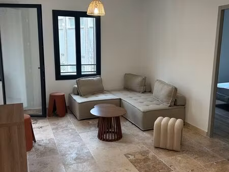 t2 meublé neuf – 40 m² – centre de saint-rémy-de-provence