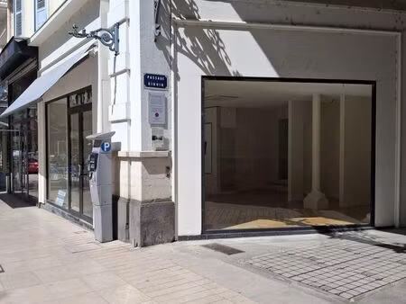 local d'activités vichy