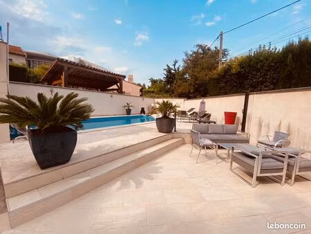 villa t4 individuelle avec piscine à fréjus