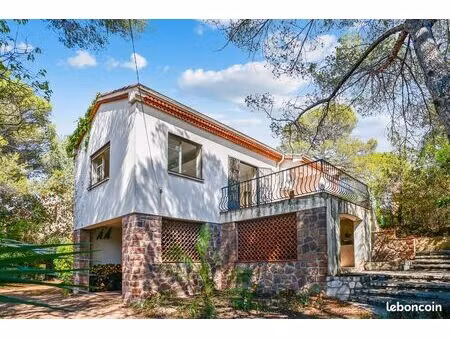maison 5 pièces - 120 m2 - plateau notre-dame
