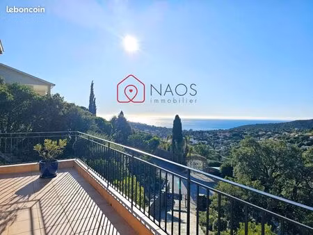 villa 7 pièces 264 m²