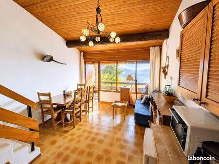 appartement t3 en triplex avec jardinet