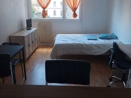 vends studio proche gare