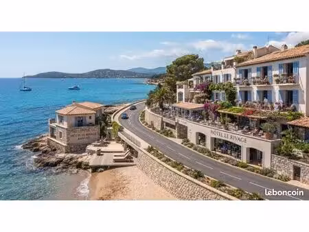 hôtel  restaurant frejus