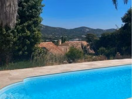 location charmant 2 pièces septembre-juin var la moutonne