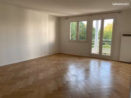 exclusivité  issy les moulineaux (92130)  sur l'île saint germain  appartement 3 pièces  7